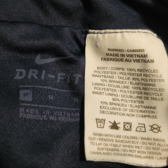 Nike dry fit running shorts - Picture 4 of 9